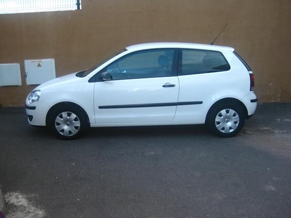 CAMBIO/VENDO VOLKSWAGEN POLO 1,4 AÑO 2007