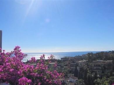 Apartamento con 4 dormitorios se vende en Marbella, Costa del Sol