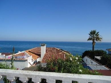 Chalet con 4 dormitorios se vende en Mijas Costa, Costa del Sol