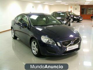 Volvo S60 D3 MOMENTUM