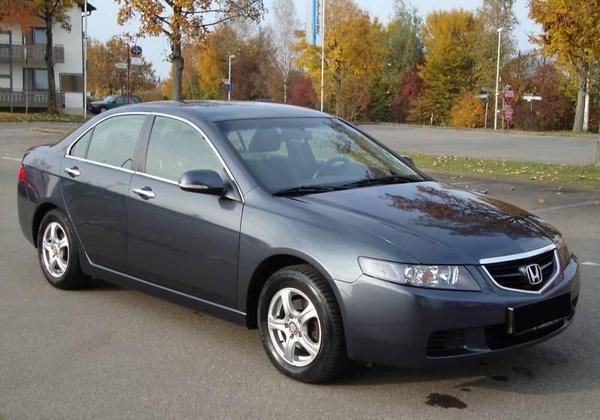 Honda Accord 2.0 i Comfort