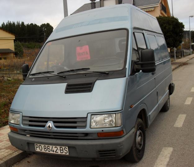 Vendo furgoneta Renault Trafic