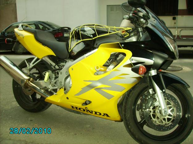 HONDA CBR 600 F