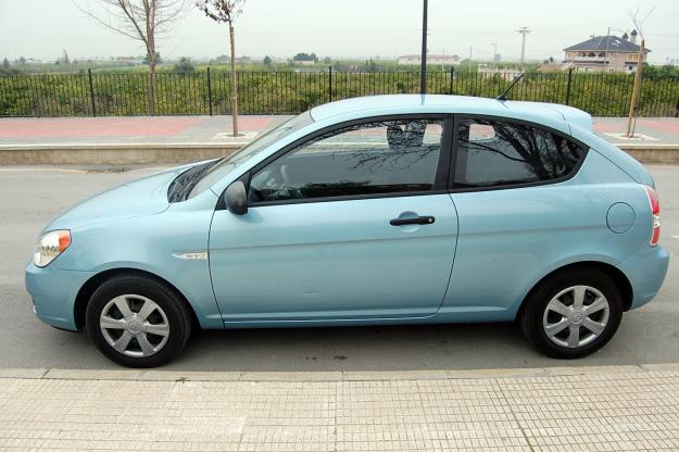 Hyundai accent 1. 5 crdi 110cv vgt gl 3p OCTUBRE 2008 5650€