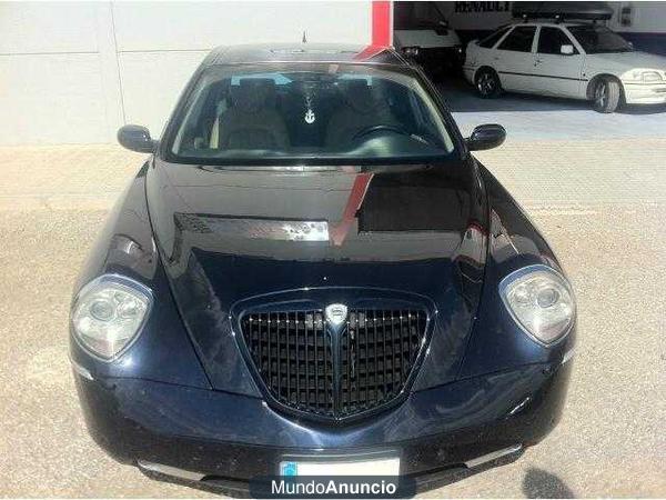 Lancia Thesis 2.0 20v TB BZ Executive