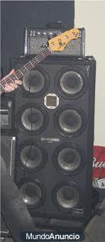 Se vende pantalla de bajo Behringer BA 8x10 con conos de aluminio