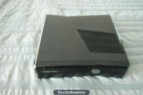 XBOX 360 Slim 250GB +6 juegos 140€