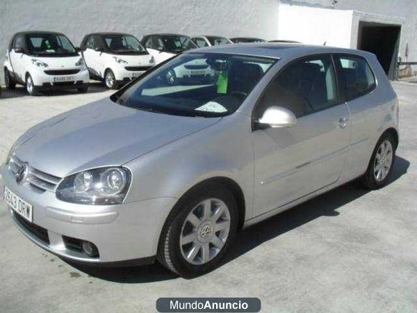 Volkswagen Golf 2.0TDI Highline DSG