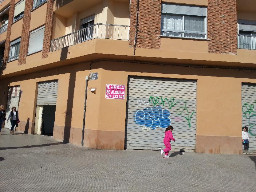 Local junto a colegio económico en valencia