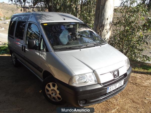 Vendo  turismo Peugeot Expert 2.0 HDI 110CV