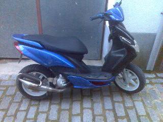 se vende yamaha jog r