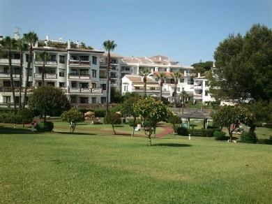 Apartamento con 2 dormitorios se vende en Mijas Costa, Costa del Sol