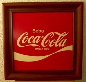 Placa metálica de Coca-Cola