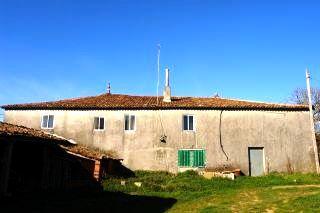 in Monterroso (Sector Urbano),  Galicia   - 160000  EUR