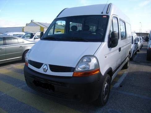 Renault Master Furgon 3.0 mixta 6 plazas 140cv