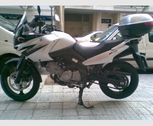 SUZUKI V STROM 650