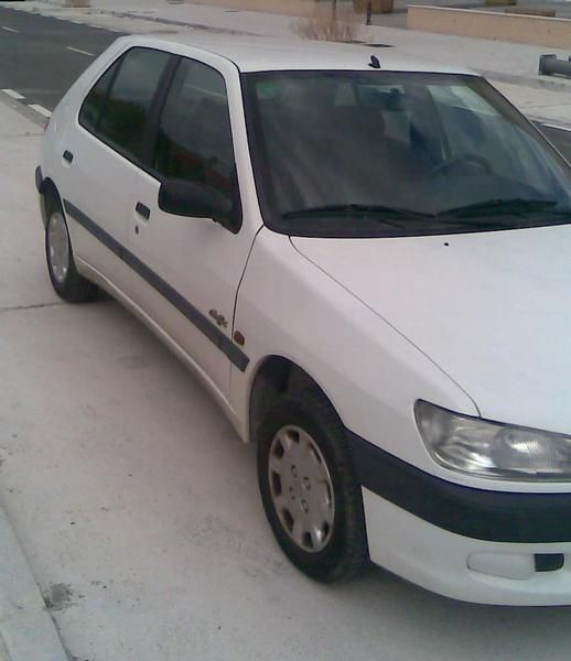 Se vende peugeot 306 Grafic. 1.4, 1800