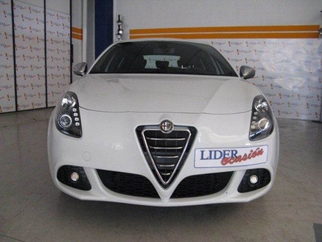 ALFA ROMEO GIULIETTA 1.4TB DISTINCTIVE