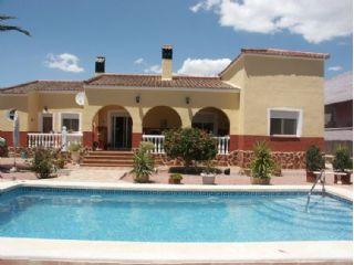 Chalet en venta en Dolores, Alicante (Costa Blanca)