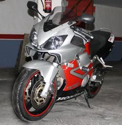 HONDA CBR 600F Año 2003 - Solo 28.000 kms Urge -Negociable