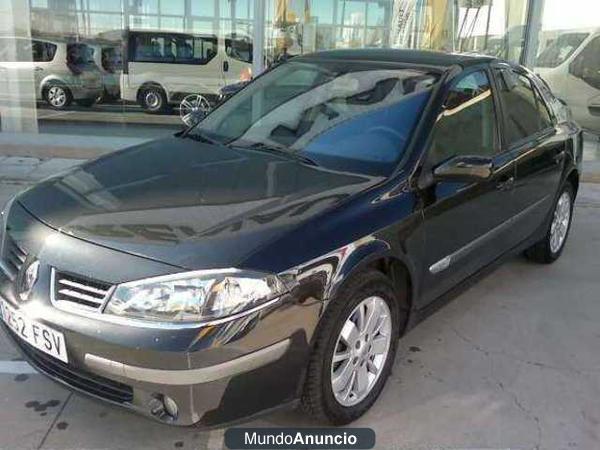 Renault Laguna Berlina EXPRESSION 1.6 16V 11