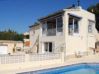 Chalet con 4 dormitorios se vende en Moraira, Costa Blanca