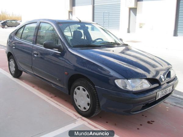 Renault Megane EUROPA 1.6E 75