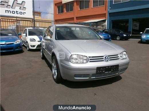 Volkswagen Golf 1.6 HIGHLINE