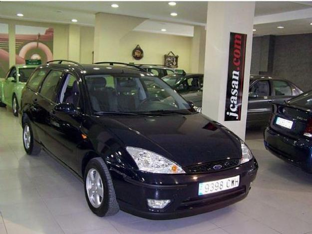 Comprar coche Ford Focus Wagon 1.8 Tdci Ambiente '04 en Valencia