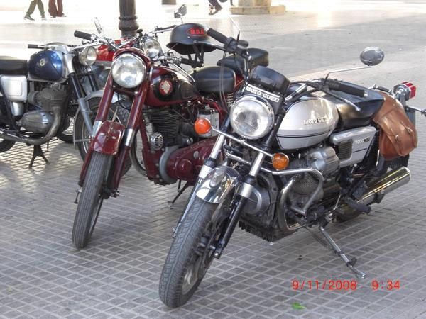 MOTO GUZZI 1000 SP UNICA