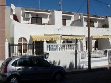 Adosado con 4 dormitorios se vende en Torrevieja, Costa Blanca