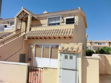 Apartamento con 2 dormitorios se vende en Villamartin, Costa Blanca