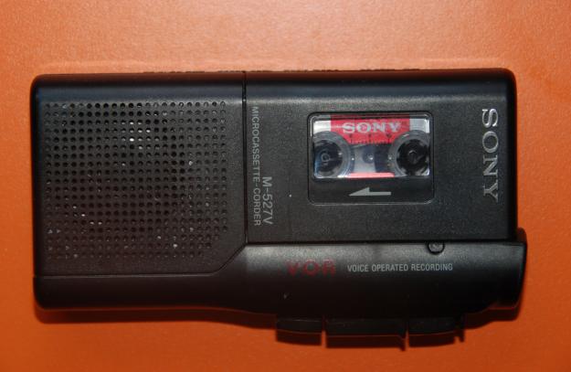 GRABADORA SONY M-527V