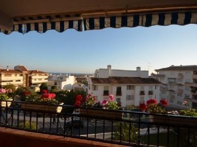 Apartamento con 4 dormitorios se vende en Benalmadena Costa, Costa del Sol