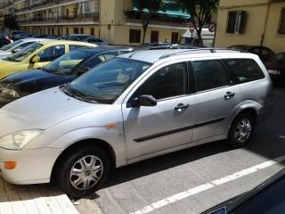 Vend ford focus 2001gasolina