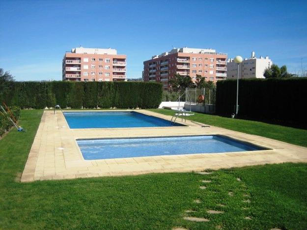 Vivienda en Valterna, ubicada en residencial privado, muy próxima a servicios.