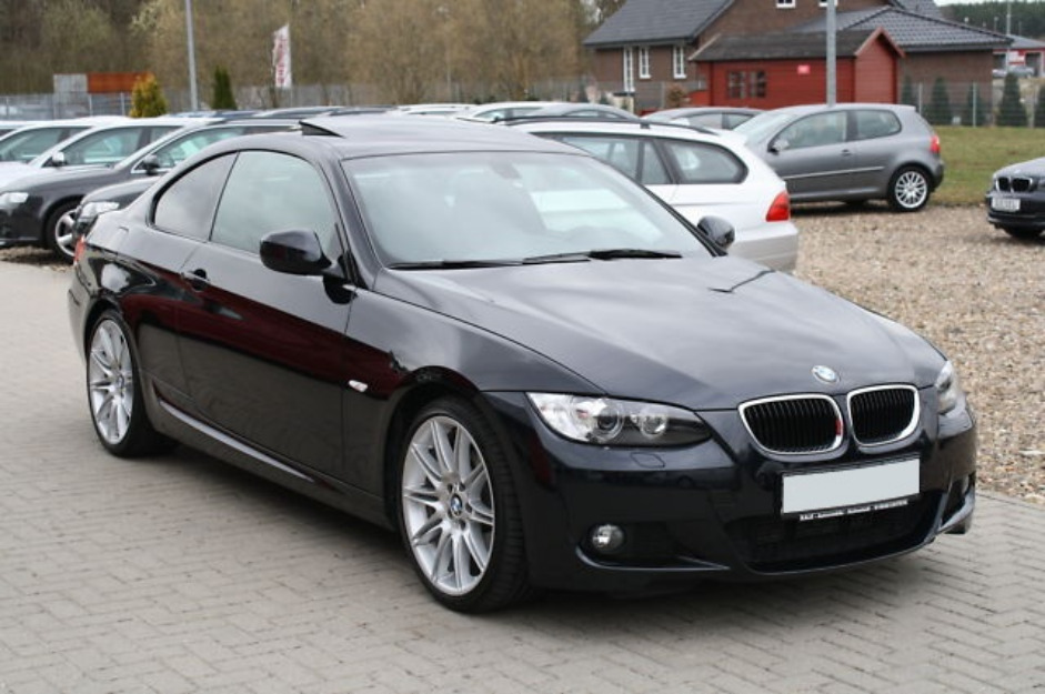 2009 BMW 320d Coupé Futura