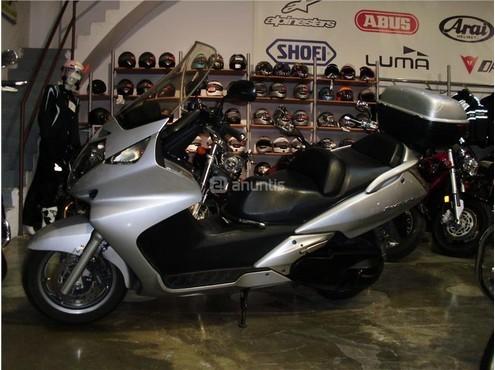 HONDA SILVER WING 600