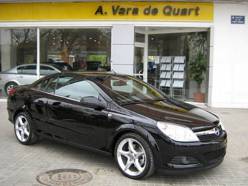 Opel Astra Cabrio 1.9CDTI 150CV