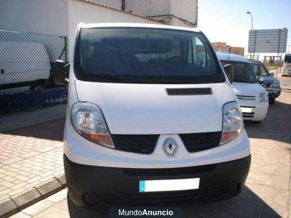 Renault Trafic Traf. 2.0dCi Fg. 27 CN 90