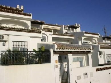 Apartamento con 2 dormitorios se vende en Benalmadena Costa, Costa del Sol