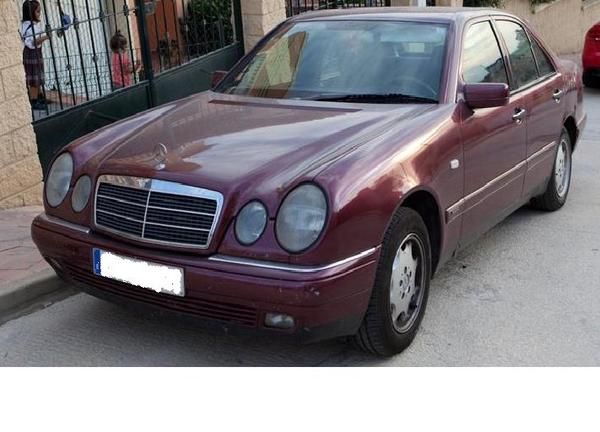 MERCEDES BENZ E290 TD ELEGANCE - 6800 EUROS