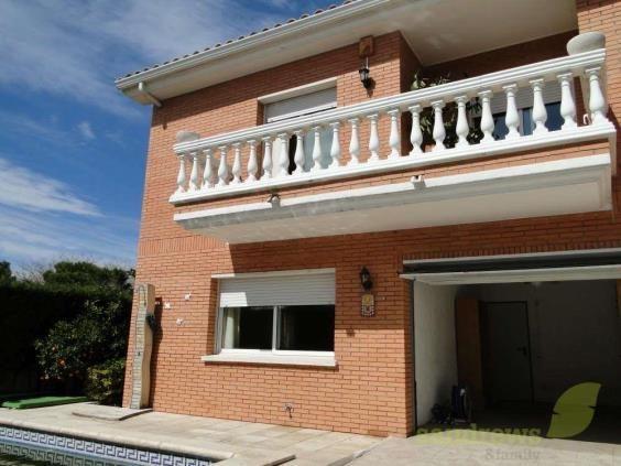 Casa en venta en Figueres, Girona (Costa Brava)