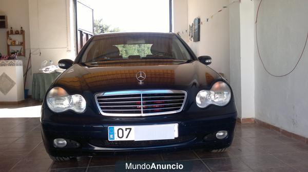 MERCEDES BENZ C 180 K 143CV CLASSIC (8000€)