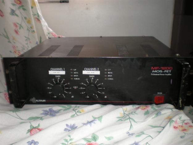 MOS-FET - MF-1200 PRO POWER AMPLIFIER