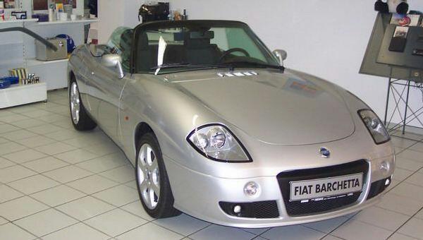 Venta de coche Fiat Barchetta 1.8 16v '04 en Mollet Del Vallés