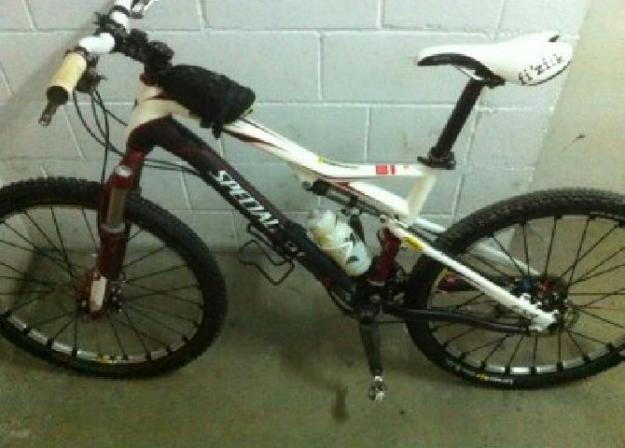 BICICLETA SPECIALIZED EPIC EXPERT CARBONO