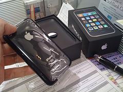 PARA LA VENTA BRAND NEW APPLE IPHONE 3SG COSTE 200EURO