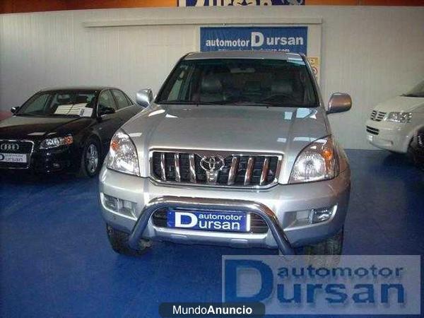 Toyota Land Cruiser D4D * 7 Pzas. * Cuero