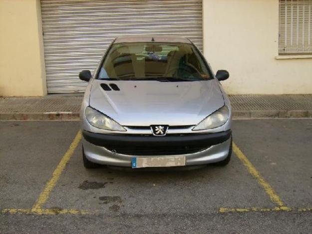 Venta de coche Peugeot 206 1.9 D '99 en Sant Quirze Del Vallés